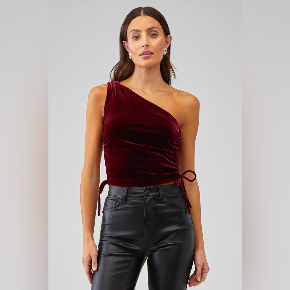 AMANDA UPRICHARD ANIA TOP